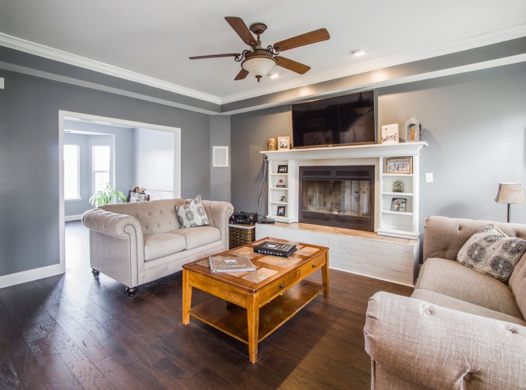 Franklin, NC Apple Realty LLC